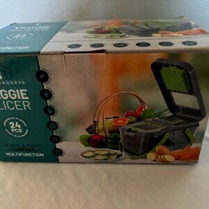 Veggie Slicer and Food Chopper 24PC Multi-functional Qualigadgets